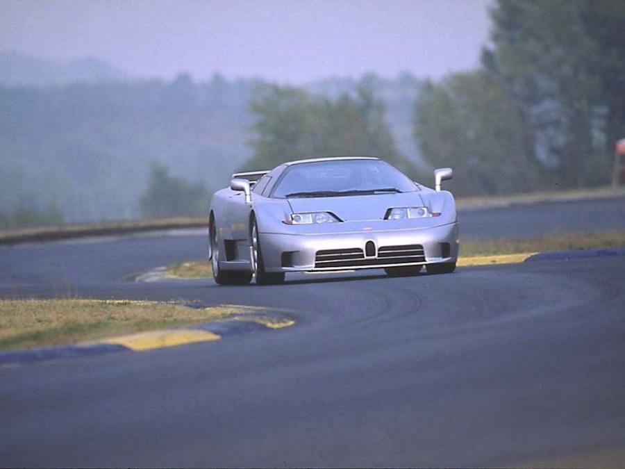  Bugatti EB110 SuperSport 1993 года  (фото 7 из 11)